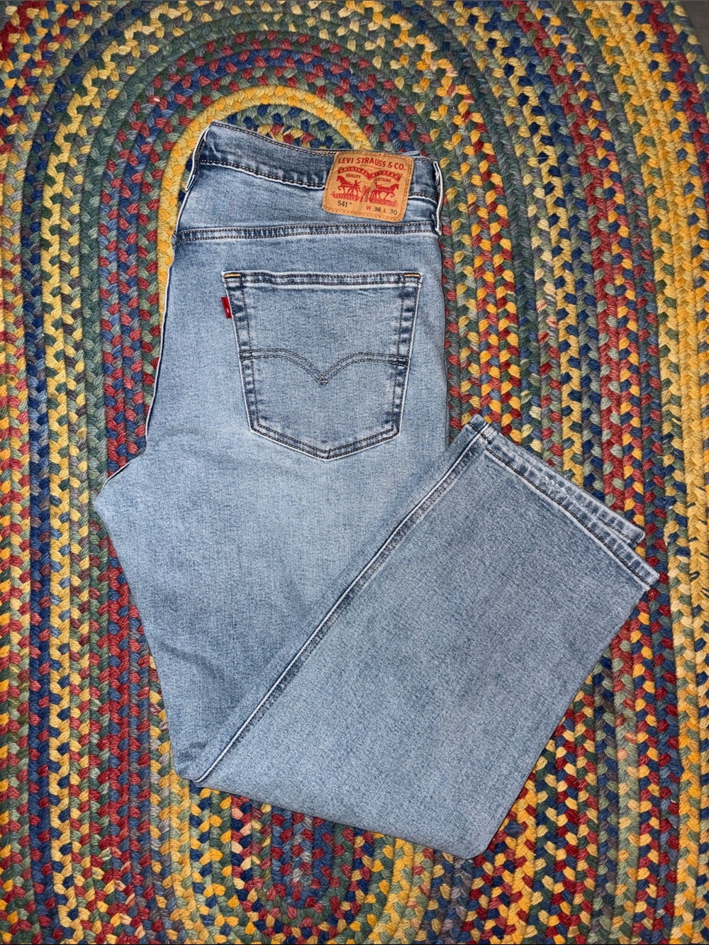 Levi's Men's 541 36x30 Light Wash Jeans